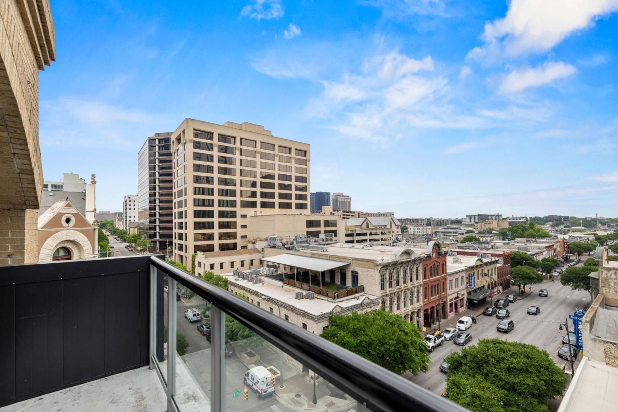 Littlefield Lofts, Hosted By Placemakr - 6Th St أوستن الغرفة الصورة