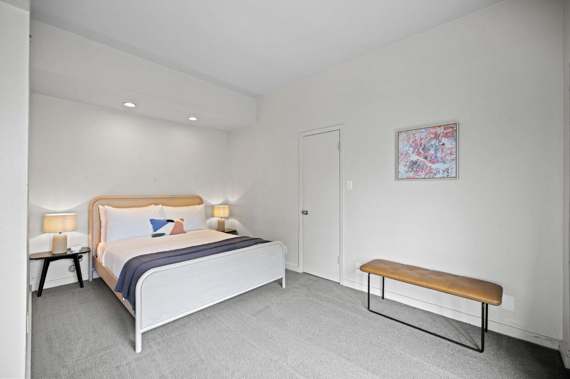 Littlefield Lofts, Hosted By Placemakr - 6Th St أوستن الغرفة الصورة
