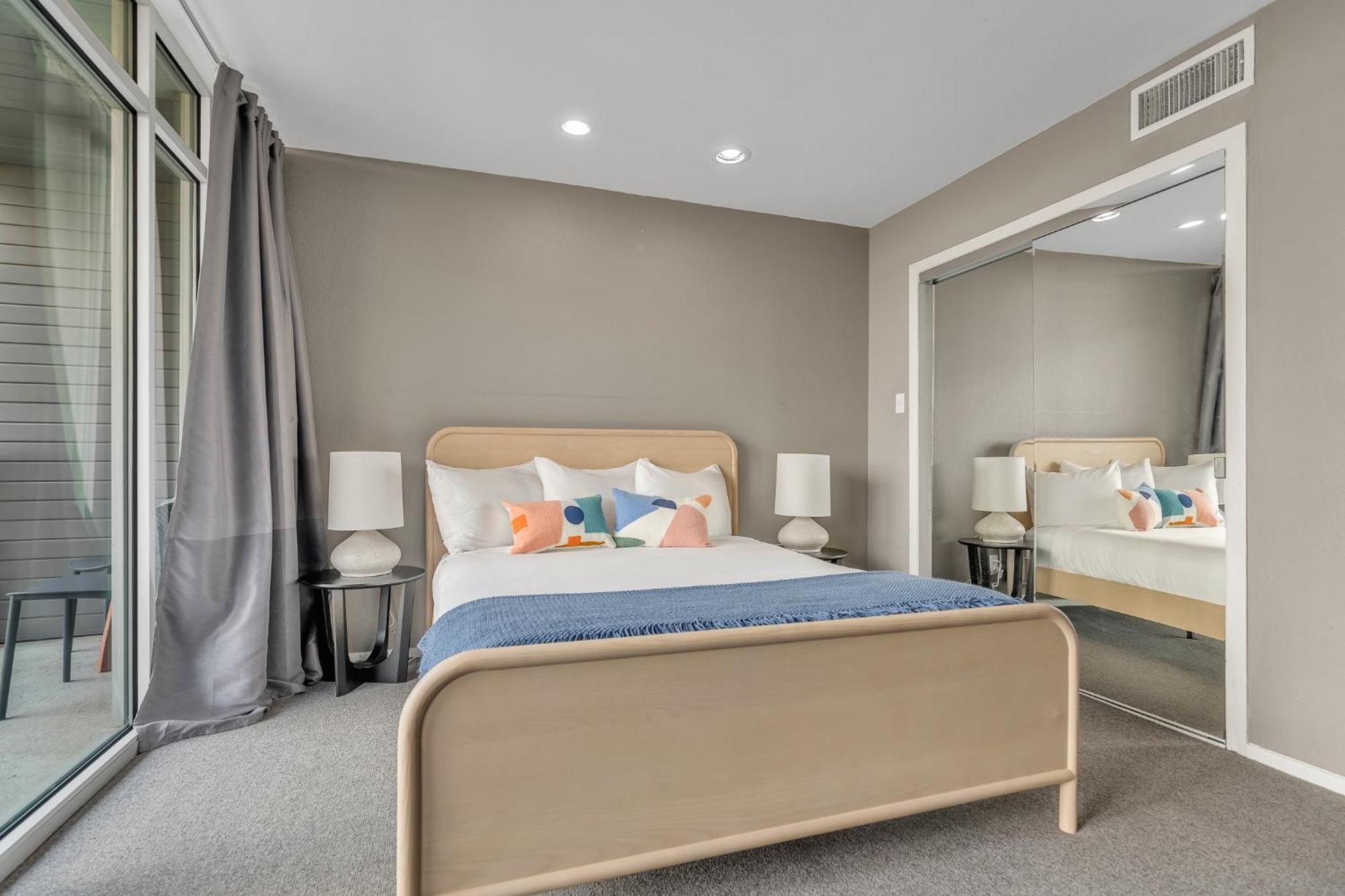 Littlefield Lofts, Hosted By Placemakr - 6Th St أوستن المظهر الخارجي الصورة